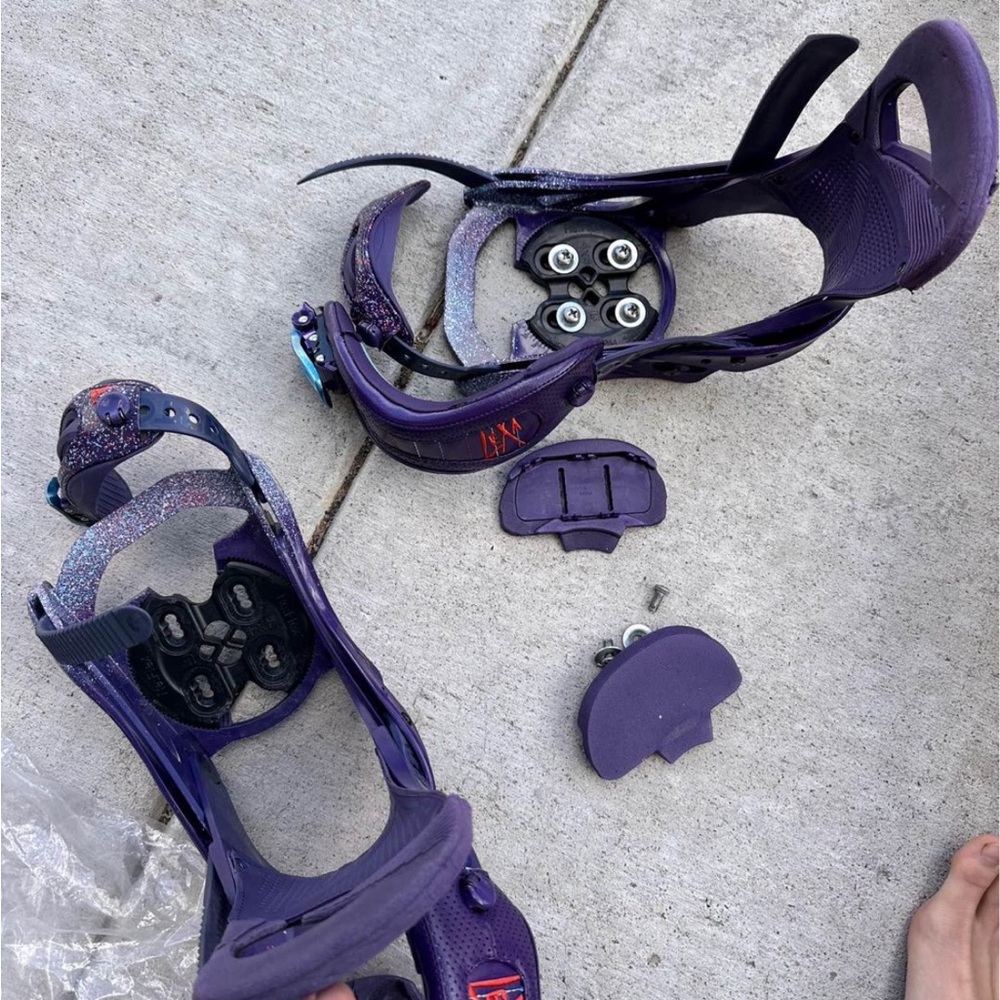 Burton snowboard bindings